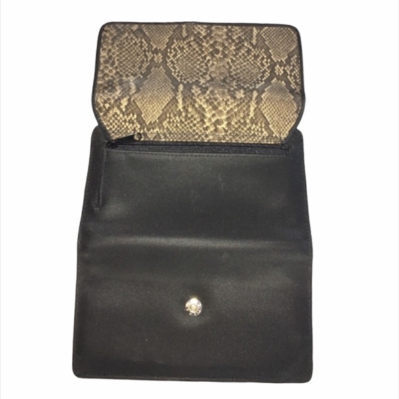 Faux Snake Skin Design Trifold Wallet, Tan, Black - Picture 3 of 4